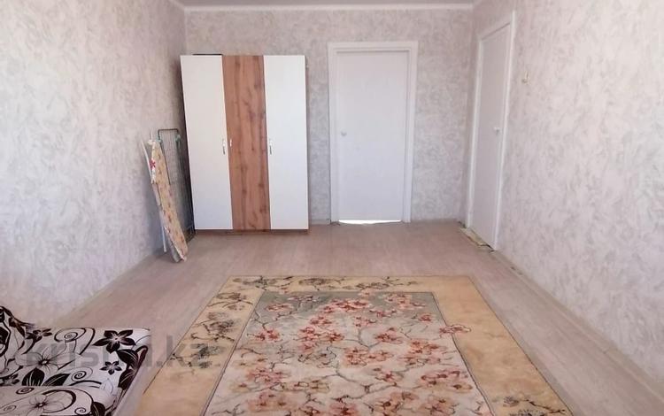 2-бөлмелі пәтер · 44.8 м² · 5/5 қабат, 1 ш/а, есет батыра 124, бағасы: 9.5 млн ₸ в Актобе, мкр 5 — фото 4