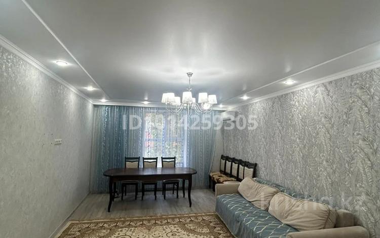 2-бөлмелі пәтер · 81 м² · 3/10 қабат, Жеңіс ш/а 11, бағасы: 41 млн ₸ в Уральске, мкр Женис — фото 2