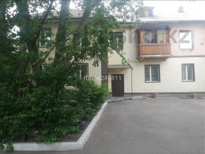 3-комнатная квартира · 65.6 м² · 1/2 этаж, Строителей 49 — Пересечение улиц Строителей и Фурманова за 9.5 млн ₸ в Темиртау