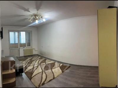 2-бөлмелі пәтер · 45 м² · 5/5 қабат, Айнабұлақ-3 ш/а., бағасы: 28 млн ₸ в Алматы, Жетысуский р-н