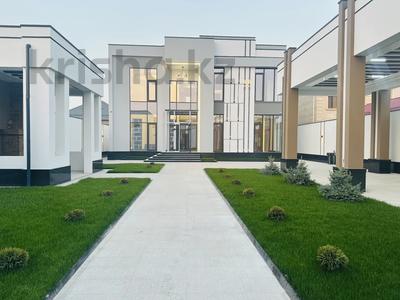 Отдельный дом · 6 комнат · 370 м² · 8 сот., мкр Самал-2 за 320 млн 〒 в Шымкенте, Абайский р-н