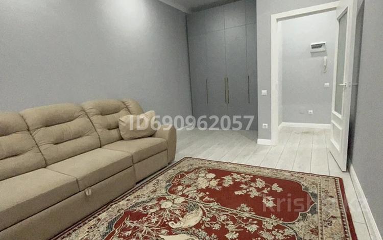 2-комнатная квартира, 60 м², 5/9 этаж помесячно, Нажмеденова 29/1