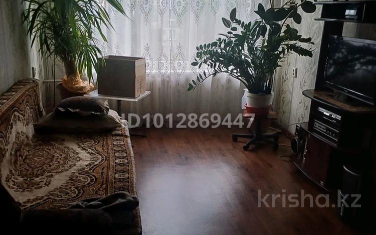 3-комнатная квартира · 62 м² · 4/4 этаж, мкр №10 А 12 — Шаляпина- Саина за 35 млн ₸ в Алматы, Ауэзовский р-н — фото 2