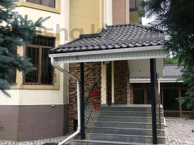 Аренда домов или дач в Алматы: Отдельный дом · 10 комнат · 450 м², Бегалина — Луганского за 3.2 млн 〒 Отдельный дом · 10 комнат · 450 м², Бегалина — Луганского за 3.2 млн 〒 в Алматы, Медеуский р-н