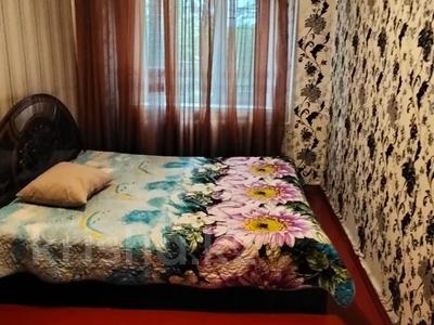 2-комнатная квартира · 60 м² · 1/5 этаж, Майкудук, 18й микрорайон 26 за 120 000 〒 в Караганде, Алихана Бокейханова р-н