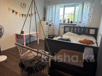 4-комнатная квартира · 89 м² · 5/5 этаж, Абдуллы Розыбакиева за 75 млн ₸ в Алматы, Алмалинский р-н