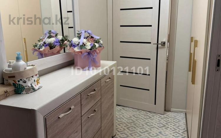 2-бөлмелі пәтер · 43 м² · 3/4 қабат, мкр №1 15, бағасы: 33 млн ₸ в Алматы, Ауэзовский р-н — фото 2