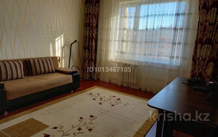 1-комнатная квартира · 43.3 м² · 12/12 этаж, Сауран 3/1 за 29 млн ₸ в Астане, Есильский р-н — фото 2