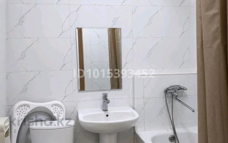 1-комнатная квартира · 42 м² · 2/5 этаж, мкр Жулдыз-1 за 28 млн ₸ в Алматы, Турксибский р-н — фото 2