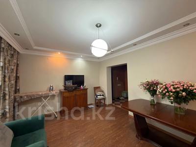 4-бөлмелі пәтер · 90 м² · 7/12 қабат, Ақсай-2 ш/а. 14, бағасы: 49 млн ₸ в Алматы, Ауэзовский р-н