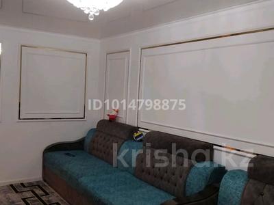 3-бөлмелі пәтер · 61 м² · 1/5 қабат, Салтанат ш/а. 18 — Напротив супермаркет Нурислам, вдоль дороги, бағасы: 18 млн ₸ в Таразе, мкр Салтанат