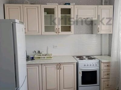 1-комнатная квартира, 45 м², 3/5 этаж помесячно, Бирлик за 100 000 〒 в Талдыкоргане, мкр Бирлик