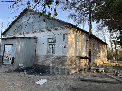 Отдельный дом · 6 комнат · 175 м² · 50 сот., ул. Караозек бекети-2 4 за 8 млн ₸ в Кызылординской обл.