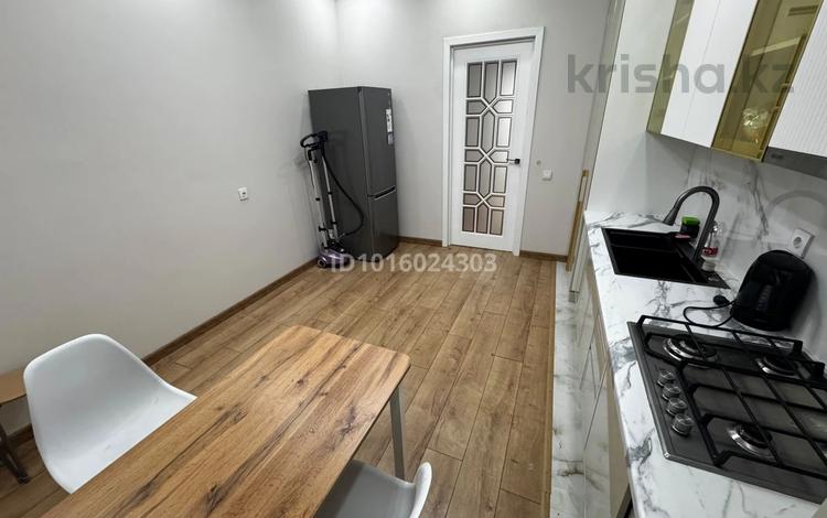 1-комнатная квартира · 49.5 м² · 3/7 этаж, 17-й мкр 51 за 20 млн ₸ в Актау — фото 2