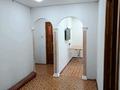 3-комнатная квартира · 70 м² · 4/9 этаж, мкр 4 10 — Возле остановки 4 микрорайон за 160 000 ₸ в Уральске — фото 2