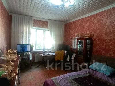 2-комнатная квартира · 52 м² · 5/5 этаж, мкр Жансая за 11 млн ₸ в Таразе