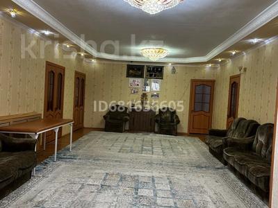 Отдельный дом • 10 комнат • 320 м² • 20 сот., Кайрат — Мира за 150 млн 〒 в Шамалгане