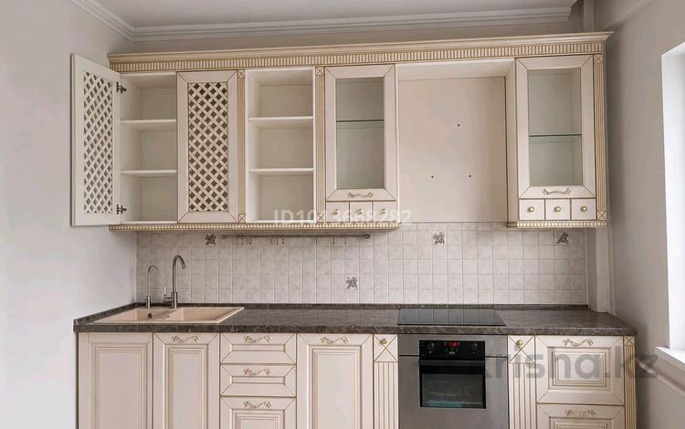3-бөлмелі пәтер · 105 м² · 4/6 қабат, Курмангазы 141, бағасы: 150 млн ₸ в Алматы, Алмалинский р-н — фото 2