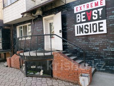 Свободное назначение, офисы, магазины и бутики, салоны красоты, медцентры и аптеки, образование, развлечения, конференц-залы, кабинеты и рабочие места, студии · 44 м² за 220 000 〒 в Петропавловске