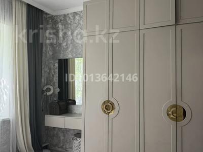 Часть дома · 5 комнат · 80 м² · 1 сот., Пристанская — Автохаус, караоке атаман за 20 млн ₸ в Семее