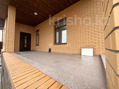 Продажа домов и дачи в Карагандинской обл.: Отдельный дом · 5 комнат · 180 м² · 10 сот., мкр Юго-Восток, Мкр Гульдер 2 — Таттимбета за 140 млн 〒 Отдельный дом · 5 комнат · 180 м² · 10 сот., мкр Юго-Восток, Мкр Гульдер 2 — Таттимбета за 140 млн 〒 в Караганде, Казыбек би р-н