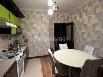 Аренда квартир в Алматы: 3-комнатная квартира · 80 м² · 8/9 этаж · помесячно, мкр Зердели, Мкр Зердели (Алгабас-6) — Монке би за 300 000 〒 3-комнатная квартира · 80 м² · 8/9 этаж · помесячно, мкр Зердели, Мкр Зердели (Алгабас-6) — Монке би за 300 000 〒 в Алматы, Алатауский р-н