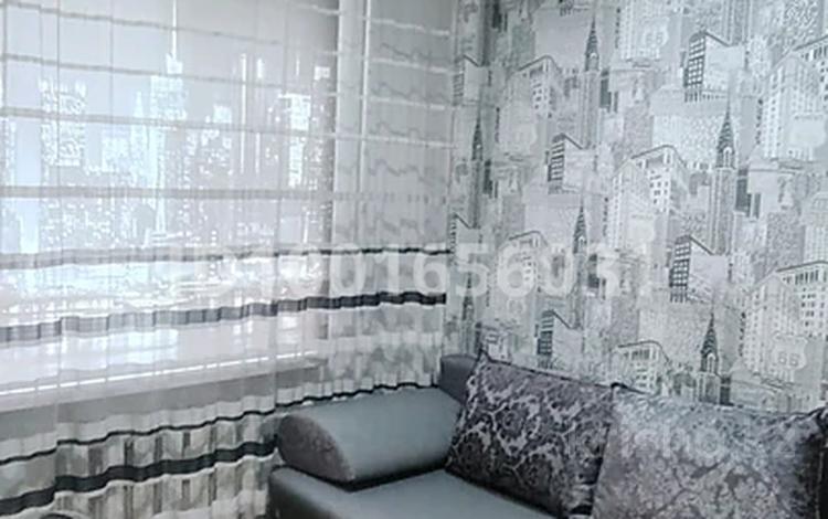 4-комнатная квартира · 72 м² · 4/9 этаж, мкр Строитель 2 за 25 млн ₸ в Уральске — фото 2