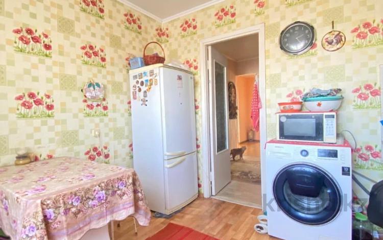 4-бөлмелі пәтер · 77.4 м² · 4/5 қабат, 8 микрорайон 6, бағасы: 29 млн ₸ в Костанае — фото 2