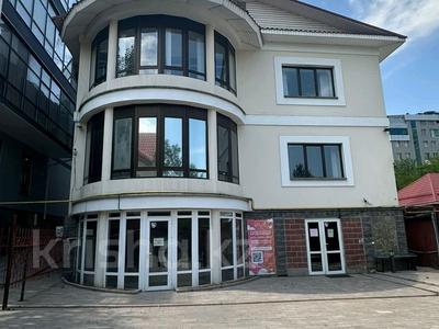 Отдельный дом · 8 комнат · 370 м², Достык за 3 млн 〒 в Алматы