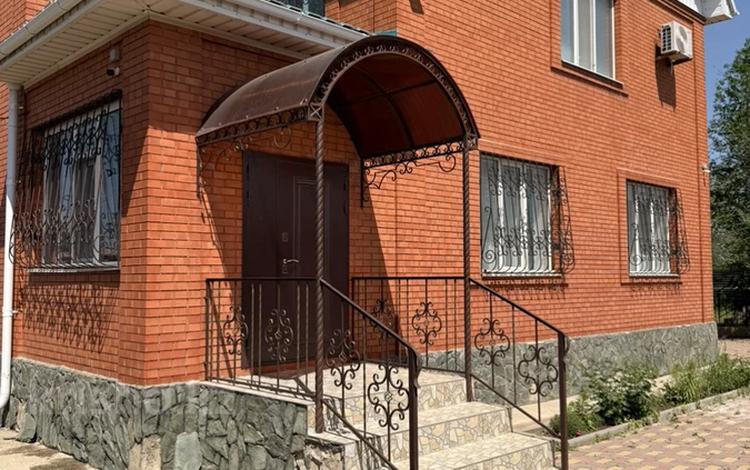 Отдельный дом · 7 комнат · 250 м² · 10 сот., Кажыгали муханьеткалиулы 1а за 80 млн ₸ в Актобе, жилой массив Жанаконыс — фото 2