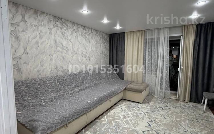 3-комнатная квартира · 84.1 м² · 5/5 этаж, Строителей — 4 мкр за 22 млн ₸ в Аксу — фото 2