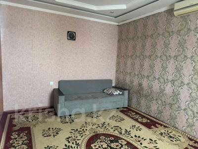 3-комнатная квартира · 65 м² · 5/5 этаж, Аппасова 30 — РОВД, 53 школа за 15.5 млн 〒 в Таразе