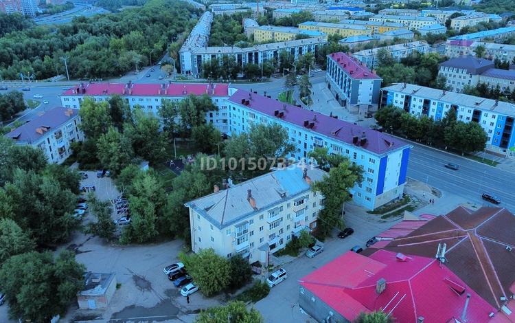 1-бөлмелі пәтер · 30 м² · 4/4 қабат, ауезова 49а — район Императора и BarBQ, бағасы: 14.5 млн ₸ в Усть-Каменогорске — фото 2