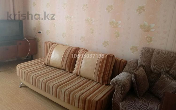 1-комнатная квартира · 40 м² · 3/5 этаж, Майкудук, Майкудук, мкр Голубые пруды — Не далеко от остановки,второй двор за 120 000 ₸ в Караганде, Алихана Бокейханова р-н — фото 16