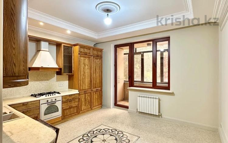 5-комнатная квартира · 225 м² · 2/6 этаж, Рахмадиева за 199.9 млн ₸ в Алматы, Бостандыкский р-н — фото 53