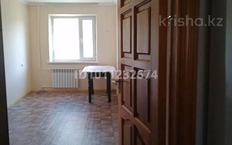 2-бөлмелі пәтер · 45 м² · 3/5 қабат, Анаркулова 4, бағасы: 12 млн ₸ в Жезказгане — фото 3