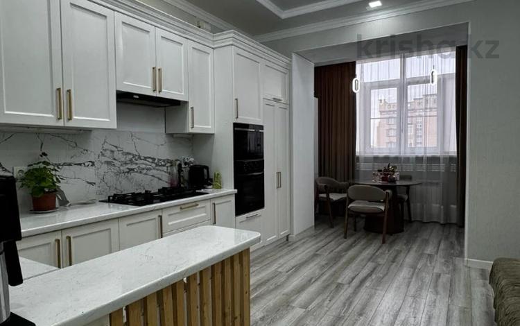 4-комнатная квартира · 134.7 м² · 8/10 этаж, мкр. Алтын орда, Молдагуловой за 56.7 млн ₸ в Актобе — фото 12