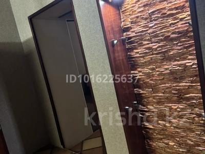 3-комнатная квартира · 65 м² · 2/5 этаж, Сейфуллина 102 за 300 000 ₸ в Алматы, Турксибский р-н