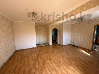 3-бөлмелі пәтер · 78 м² · 3/5 қабат, Кабанбай батыра 64/4, бағасы: 220 000 ₸ в Каскелене
