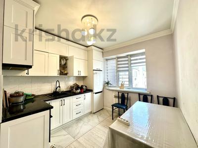 2-бөлмелі пәтер · 55 м² · 12/12 қабат, Ақбұлақ ш/а., Дарабоз 15 — Момышулы, бағасы: 30 млн ₸ в Алматы, Алатауский р-н