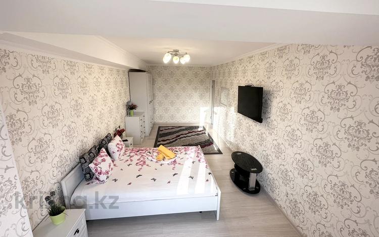 1-комнатная квартира · 54 м² · 8/12 этаж, Шевченко 85 — Сейфуллина за 20 000 〒 в Алматы, Алмалинский р-н — фото 39