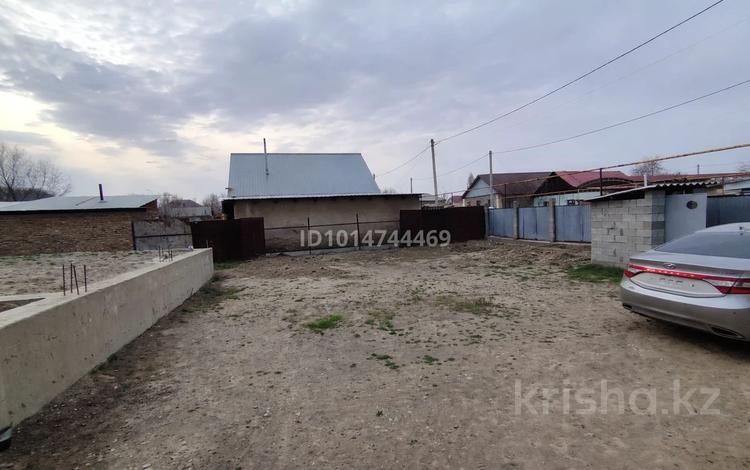 Отдельный дом · 2 комнаты · 80 м² · 10 сот., Ауезова 15 — Шубаева за 30 млн ₸ в  — фото 2