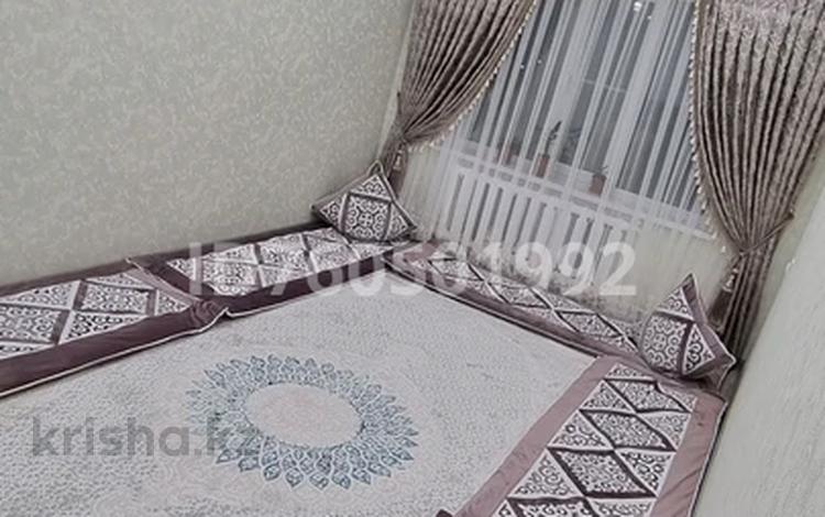 3-комнатная квартира · 70 м² · 9/9 этаж, мкр 12 62 — Рядом Гермес и т.д.Айди за 20.5 млн 〒 в Актобе — фото 2