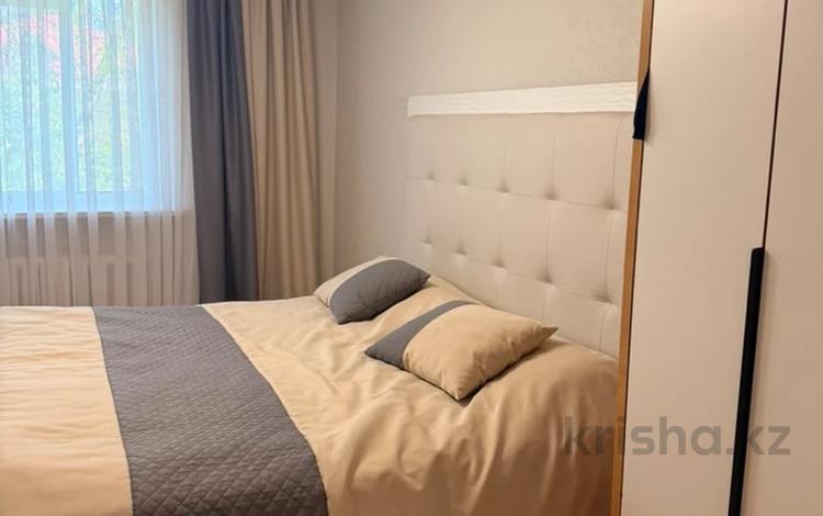 4-комнатная квартира · 140 м² · 3 этаж, Мамбетова 30 за 500 000 ₸ в Астане, Сарыарка р-н — фото 2
