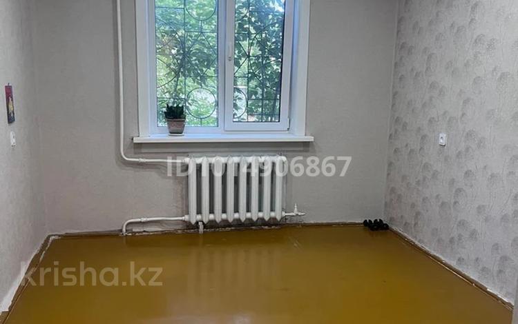 2-бөлмелі пәтер · 55 м² · 1/5 қабат, Алматинская, бағасы: 18.9 млн ₸ в Петропавловске — фото 2