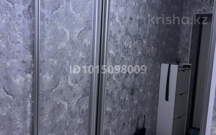 3-комнатная квартира · 49 м² · 1/5 этаж, Баймуханова 48 за 19 млн ₸ в Атырау, мкр Привокзальный-1 — фото 2
