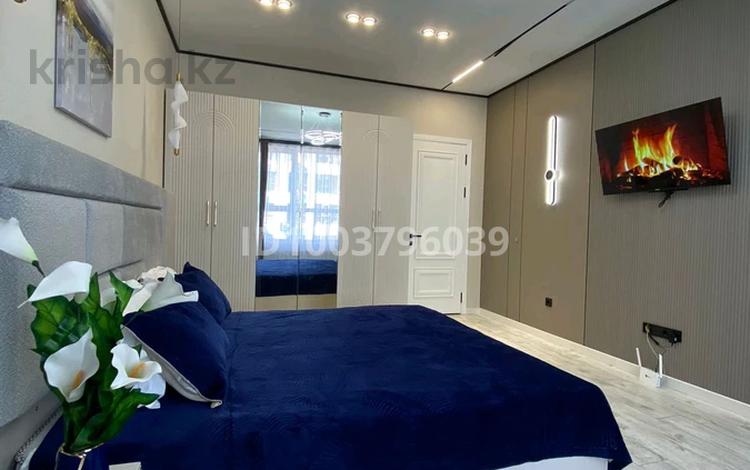 2-комнатная квартира · 60 м² · 14/25 этаж, Абая 160/4 за 27 000 ₸ в Алматы, Бостандыкский р-н — фото 49