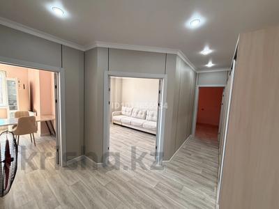 2-бөлмелі пәтер · 70 м² · 8/16 қабат, Юго-Восток ш/а., Степной 3-й мкрн Шахтеров 52 — Шахтеров 52, бағасы: 300 000 ₸ в Караганде, Казыбек би р-н