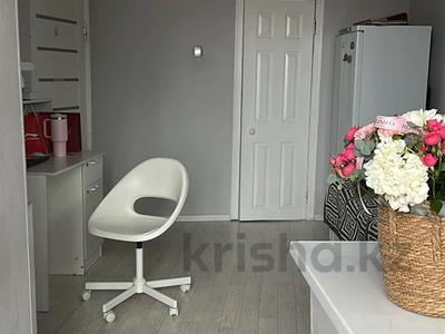 5-комнатная квартира · 100 м² · 6/9 этаж, Республика за 43 млн 〒 в Астане, р-н Байконур