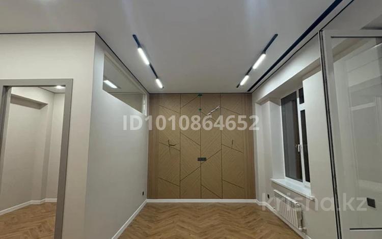 2-комнатная квартира · 41 м² · 3/5 этаж, мкр Нурсая-3, Абулхайр-хана 56А — 4 за 25 000 ₸ в Атырау — фото 2
